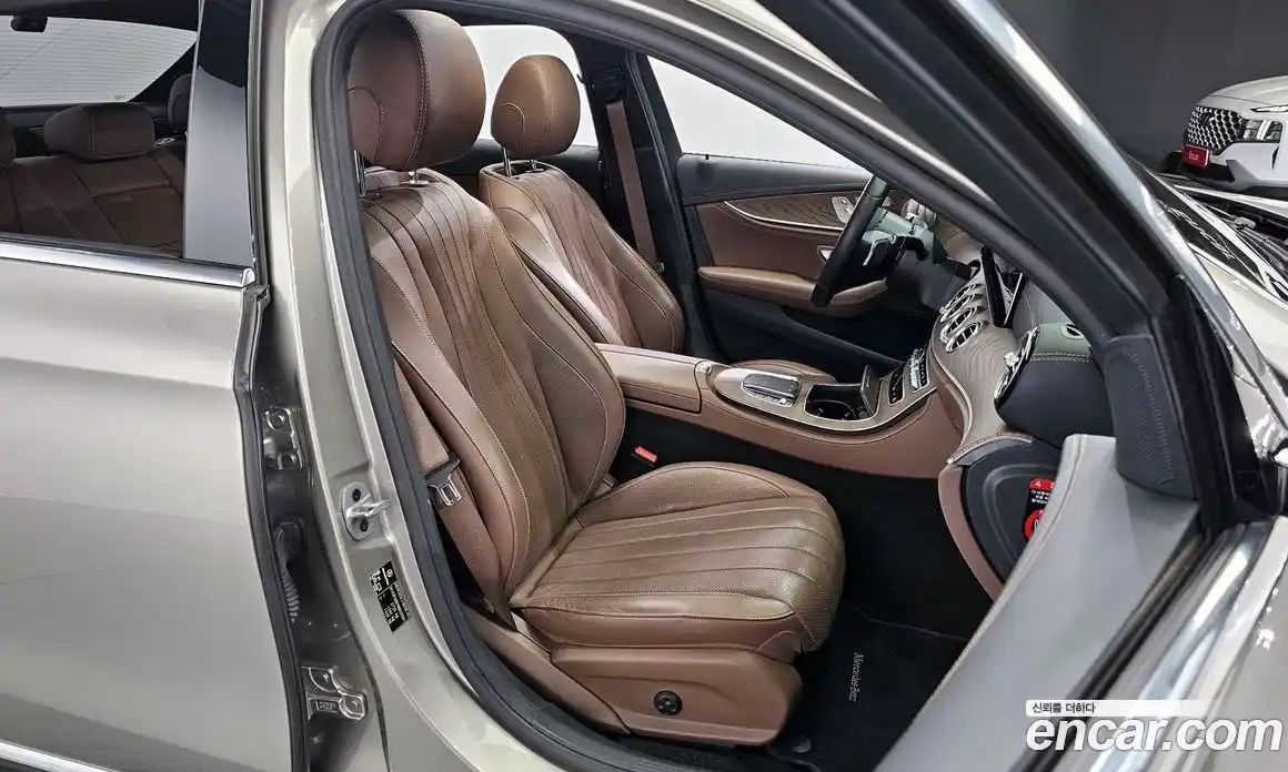 Mercedes-Benz E-Class 2022 2.0 Автомат в Москве № 224734, фото 15