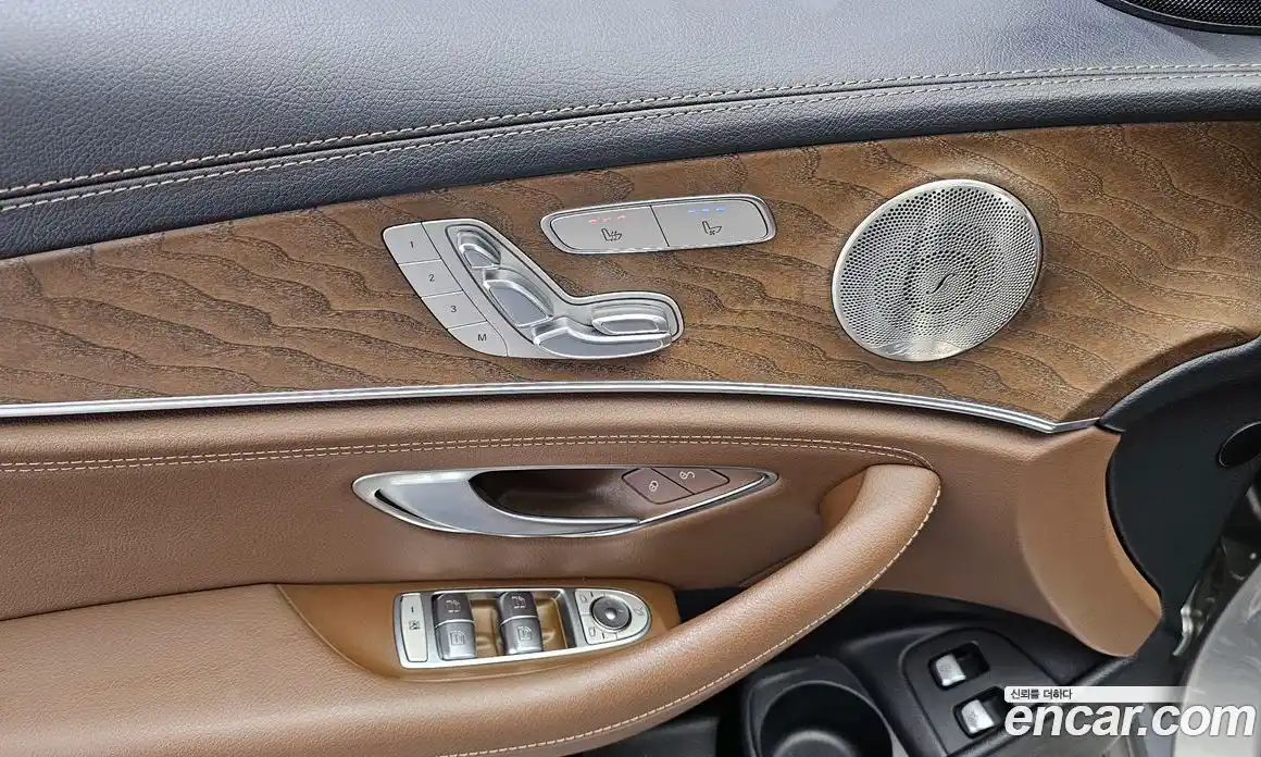 Mercedes-Benz E-Class 2022 2.0 Автомат в Москве № 224734, фото 8