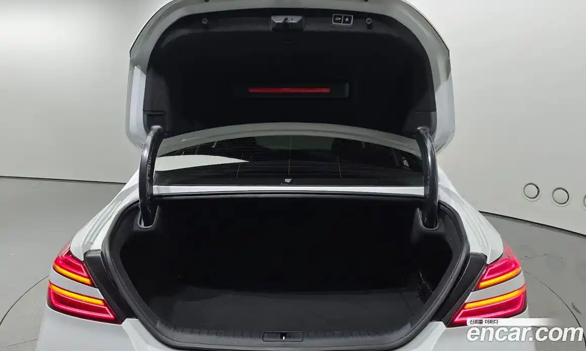 Genesis G70 2021 2.0 Автомат в Москве № 22483, фото 18