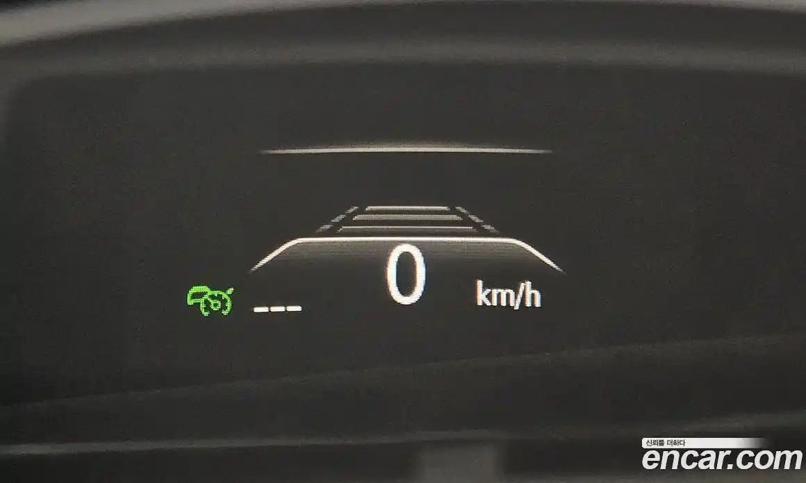 Renault SM6 2019 1.6 Автомат в Москве № 225925, фото 13