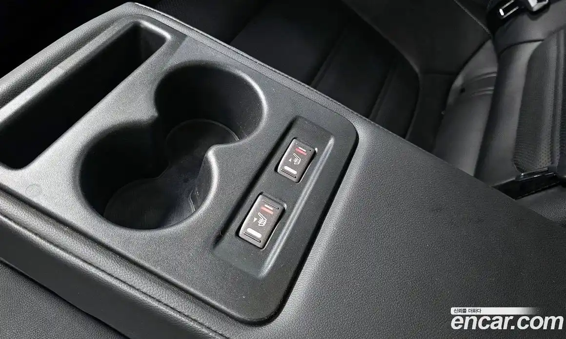 Renault SM6 2019 1.6 Автомат в Москве № 225925, фото 8