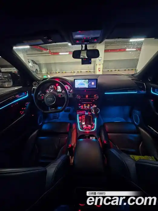 Audi SQ5 2015 3.0 Автомат в Москве № 227223, фото 13