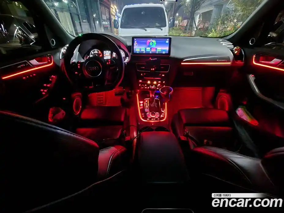 Audi SQ5 2015 3.0 Автомат в Москве № 227223, фото 15