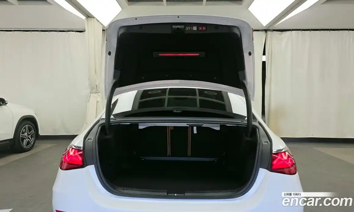 Mercedes-Benz E-Class 2024 2.0 Автомат в Москве № 229349, фото 13