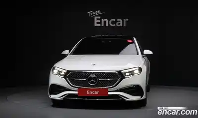 Mercedes-Benz E-Class 2024 2.0 Автомат в Москве № 229349, миниатюра 3