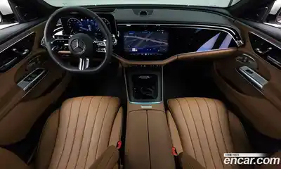 Mercedes-Benz E-Class 2024 2.0 Автомат в Москве № 229349, миниатюра 10