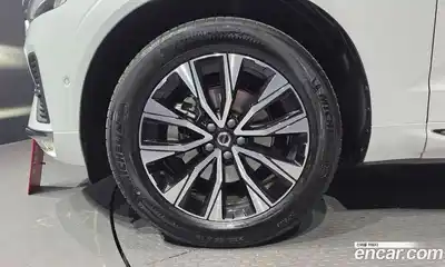 Volvo XC60 2023 2.0 Автомат в Москве № 230461, миниатюра 5