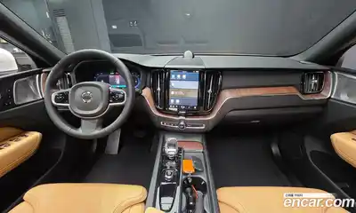 Volvo XC60 2023 2.0 Автомат в Москве № 230461, миниатюра 7