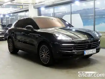 Porsche Cayenne, 2023