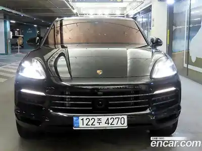 Porsche Cayenne 2023 3.0 Автомат в Москве № 231055, миниатюра 2