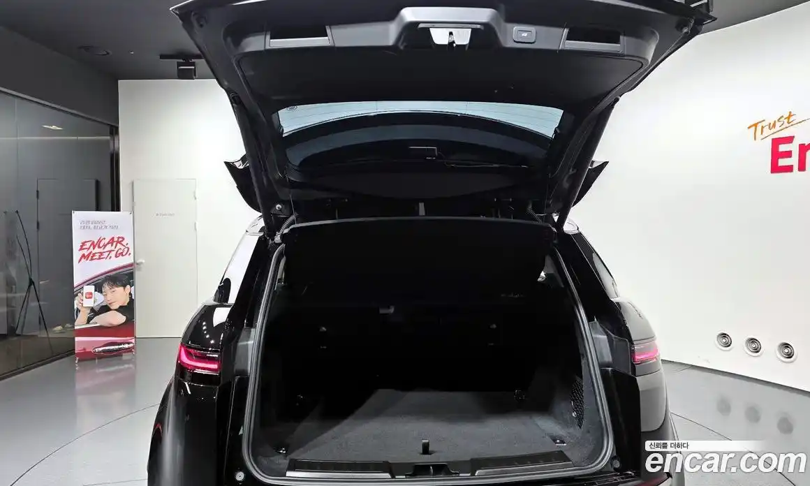 Land Rover Range-Rover Evoque 2025 2.0 Автомат в Москве № 231108, фото 13