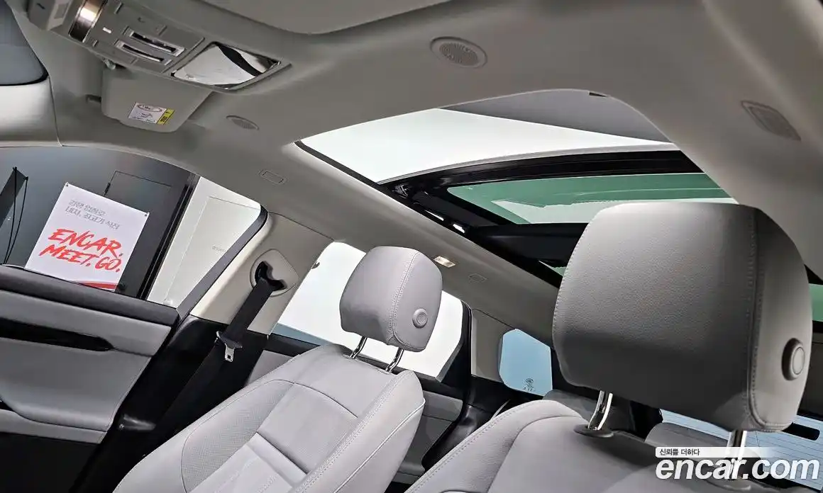 Land Rover Range-Rover Evoque 2025 2.0 Автомат в Москве № 231108, фото 20