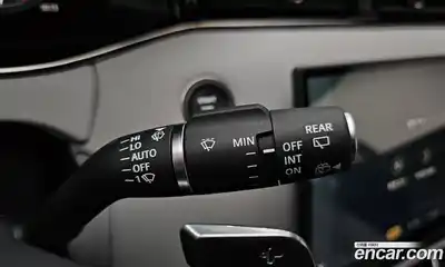 Land Rover Range-Rover Evoque 2025 2.0 Автомат в Москве № 231108, миниатюра 2