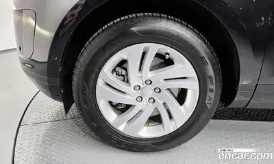 Land Rover Range-Rover Evoque 2025 2.0 Автомат в Москве № 231108, миниатюра 6