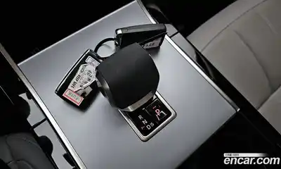 Land Rover Range-Rover Evoque 2025 2.0 Автомат в Москве № 231108, миниатюра 9