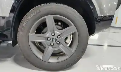 Land Rover Defender 2024 2.0 Автомат в Москве № 231300, миниатюра 7