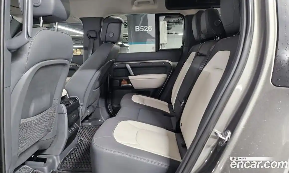 Land Rover Defender 2024 2.0 Автомат в Москве № 231300, фото 10