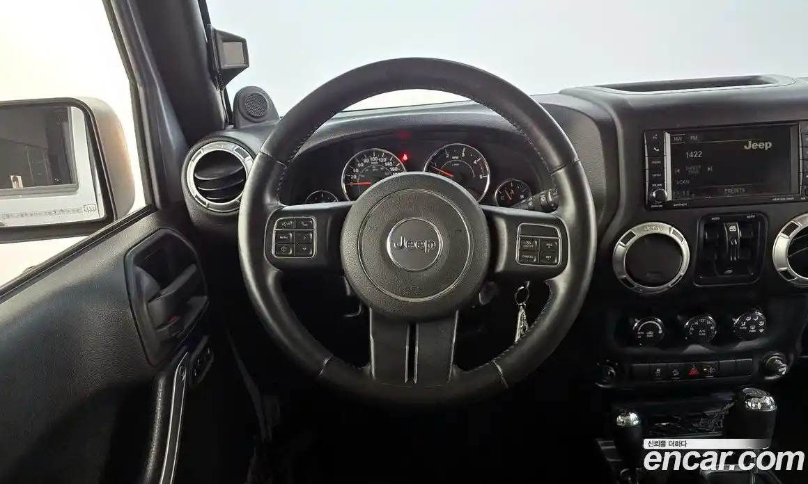 Jeep Wrangler 2014 2.8 Автомат в Москве № 232770, фото 19