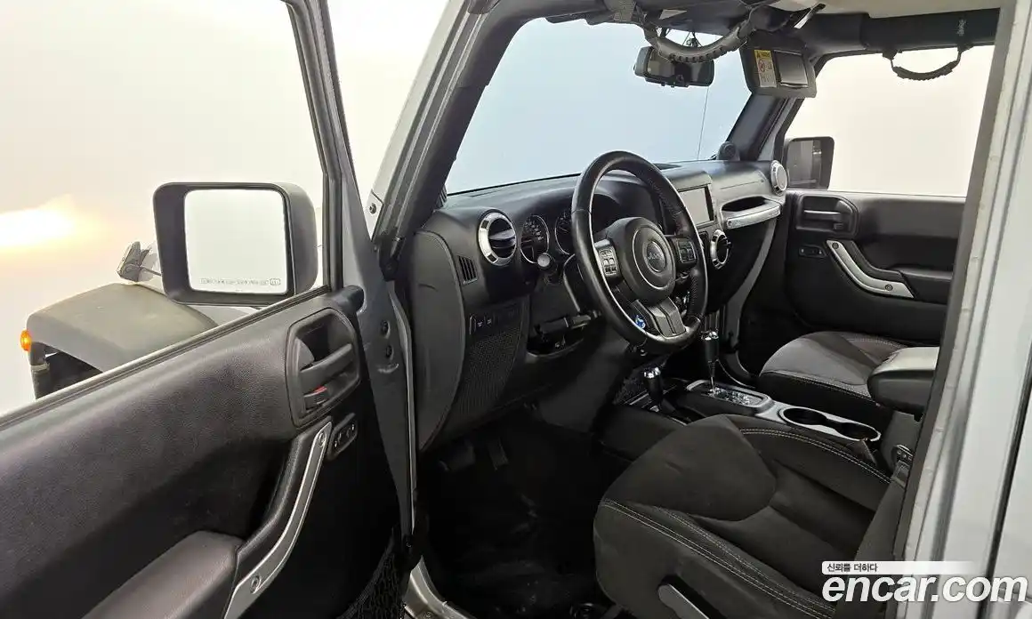 Jeep Wrangler 2014 2.8 Автомат в Москве № 232770, фото 4