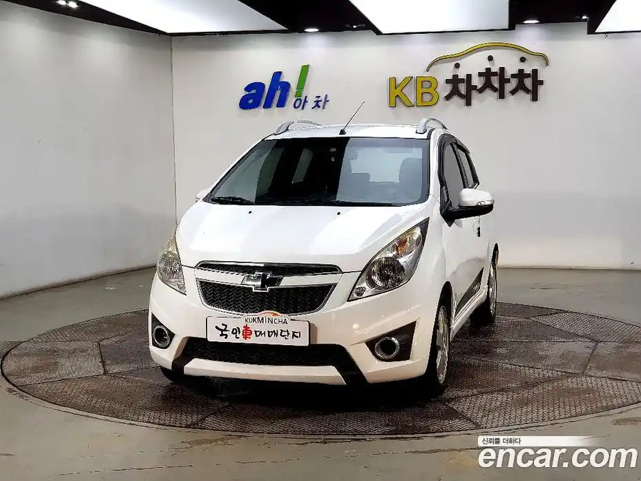 Chevrolet Spark 2012 1.0 Автомат в Москве № 240494, фото 3