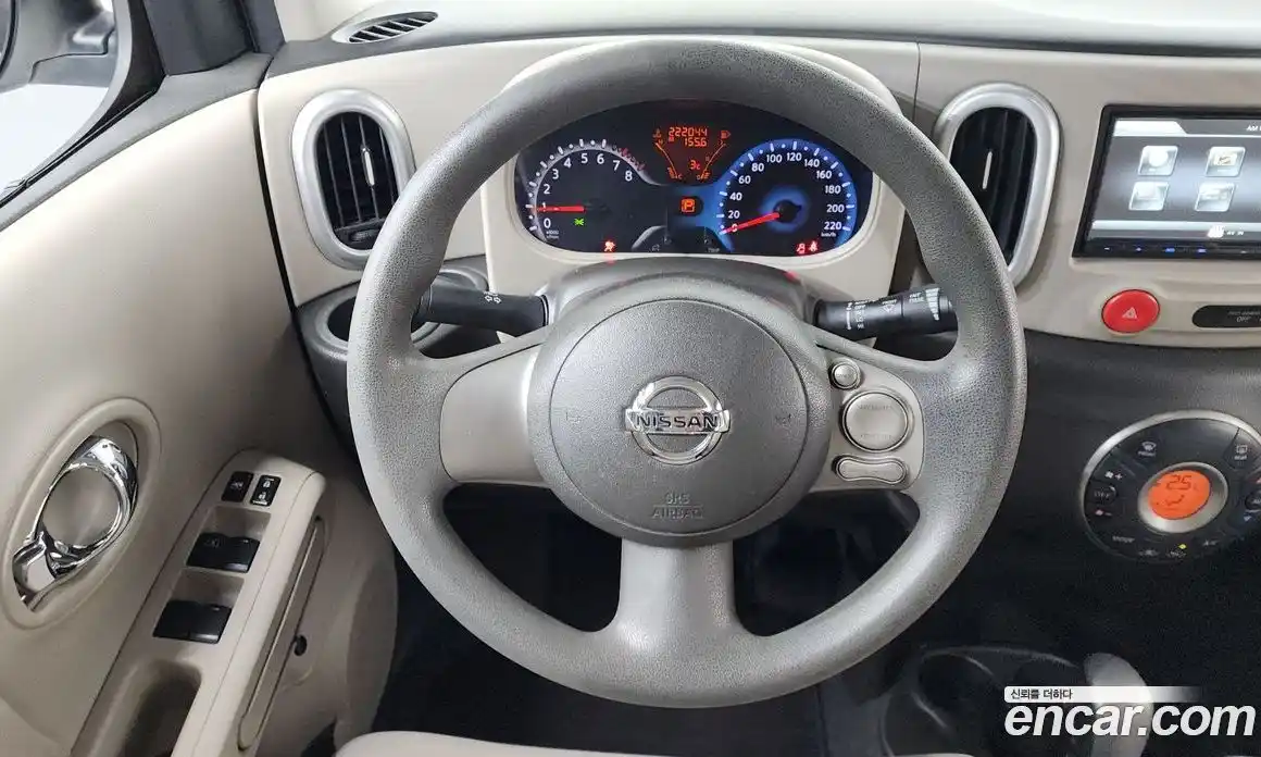 Nissan Cube 2011 1.8 Автомат в Москве № 243888, фото 13