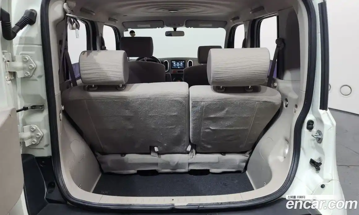 Nissan Cube 2011 1.8 Автомат в Москве № 243888, фото 20