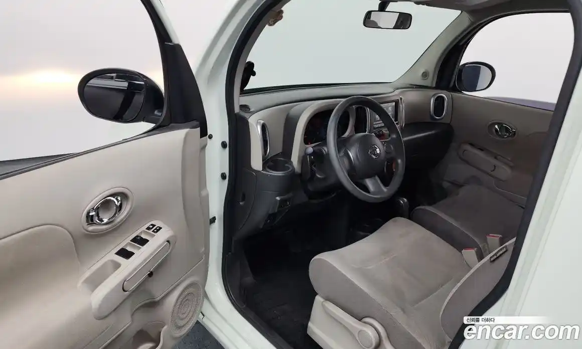 Nissan Cube 2011 1.8 Автомат в Москве № 243888, фото 10