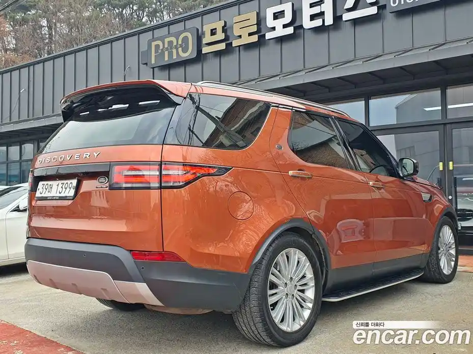 Land Rover Discovery 2017 3.0 Автомат в Москве № 253089, фото 3