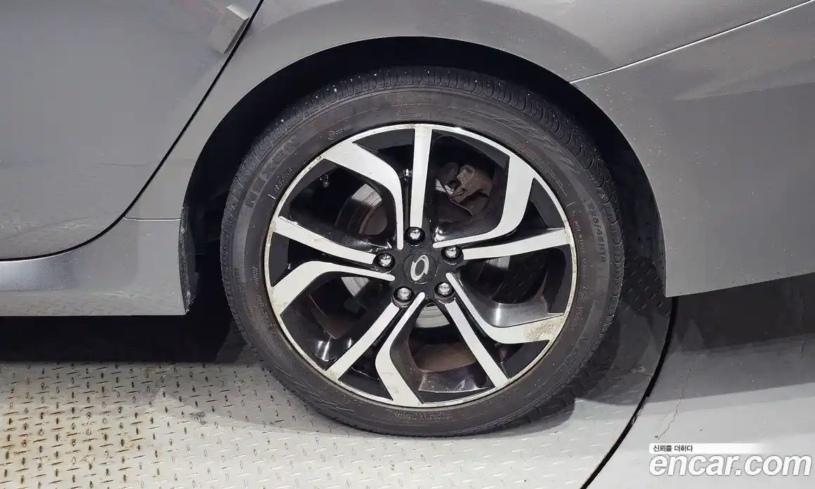 Renault SM7 2015 2.5 Автомат в Москве № 265598, фото 17