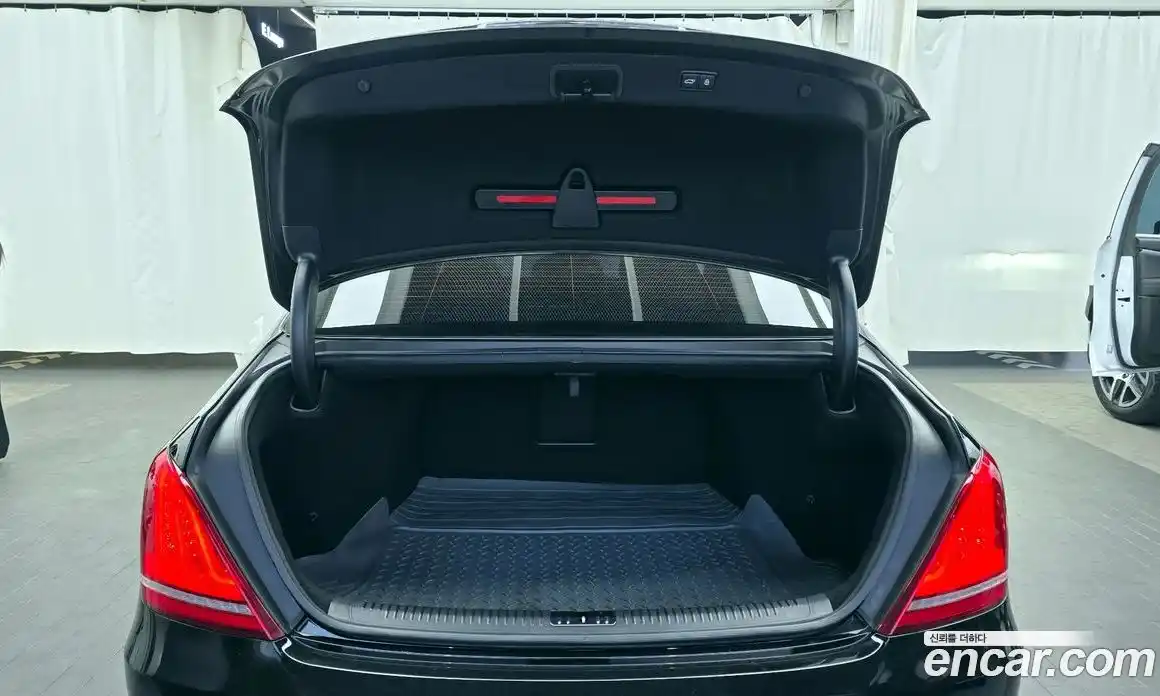 Genesis EQ900 2016 3.8 Автомат в Москве № 26657, фото 18