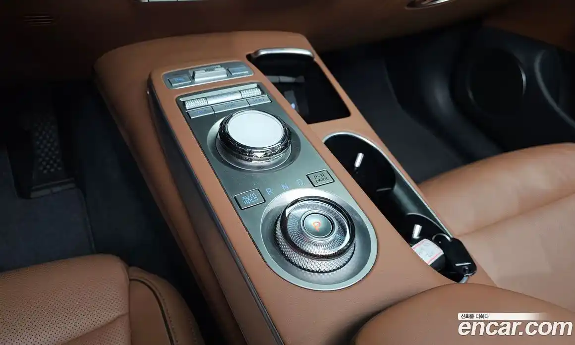 Genesis GV70 2022 2.5 Автомат в Москве № 27355, фото 9