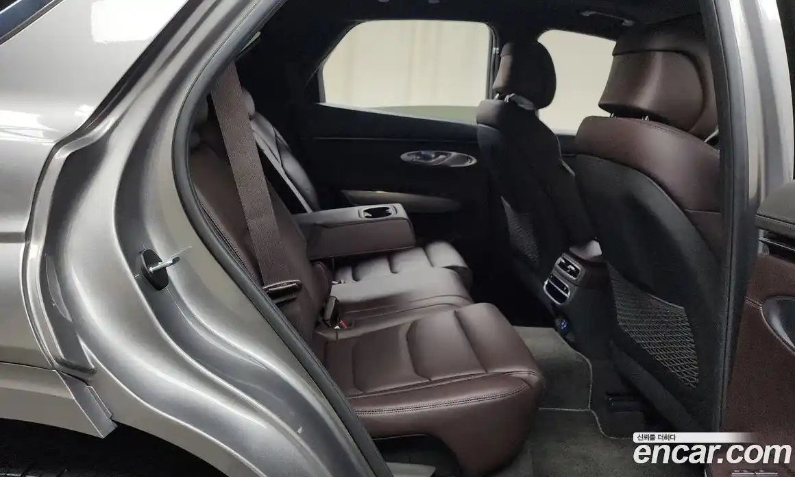 Genesis GV70 2022 2.5 Автомат в Москве № 27714, фото 7