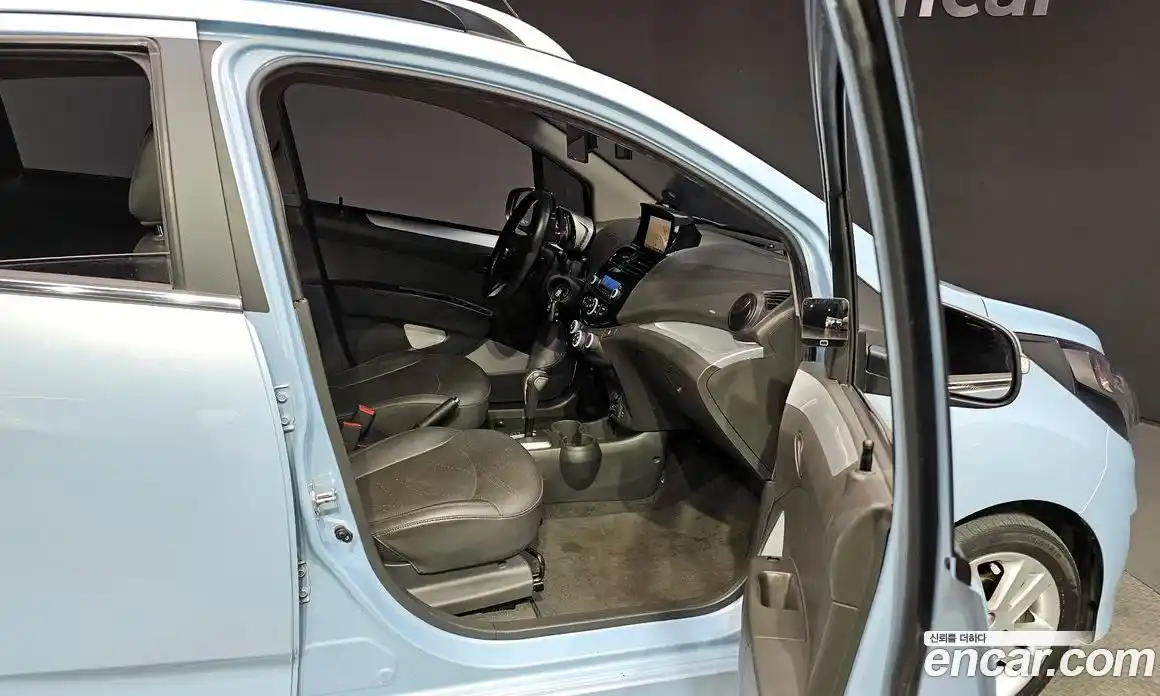 Chevrolet Spark 2015 1.0 Автомат в Москве № 27862, фото 12