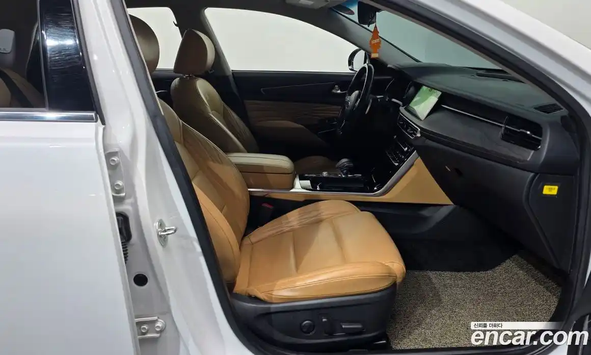 Kia K7 2020 2.5 Автомат в Москве № 287536, фото 17