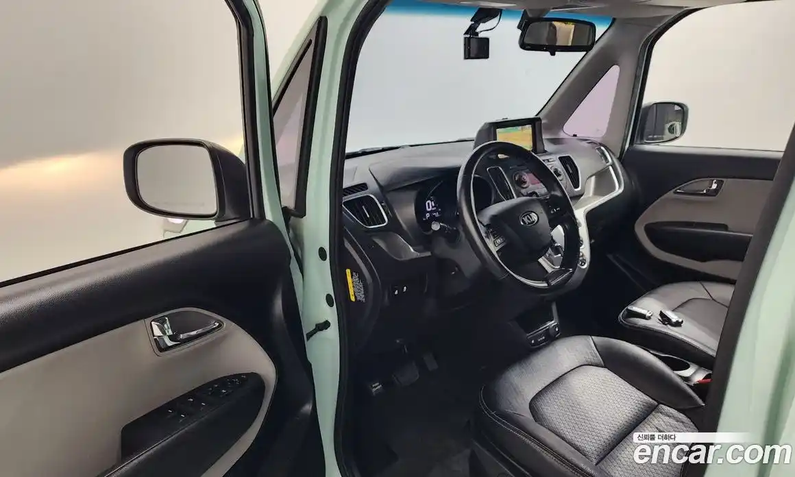 Kia Ray 2016 1.0 Автомат в Москве № 288452, фото 4