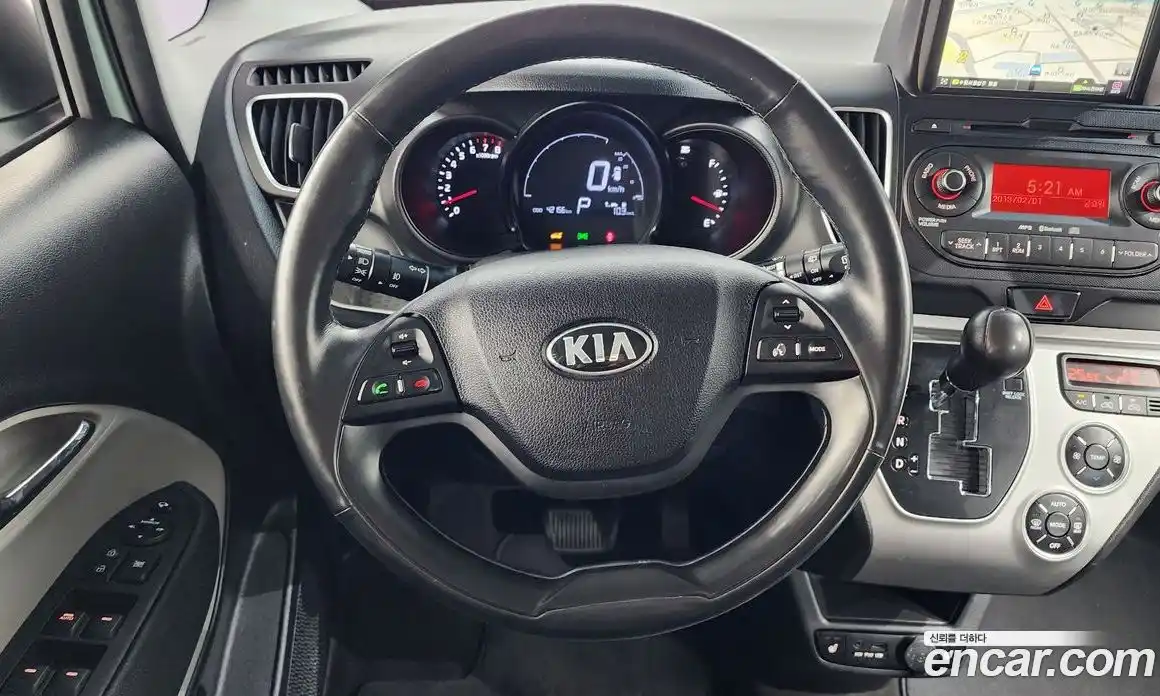 Kia Ray 2016 1.0 Автомат в Москве № 288452, фото 7