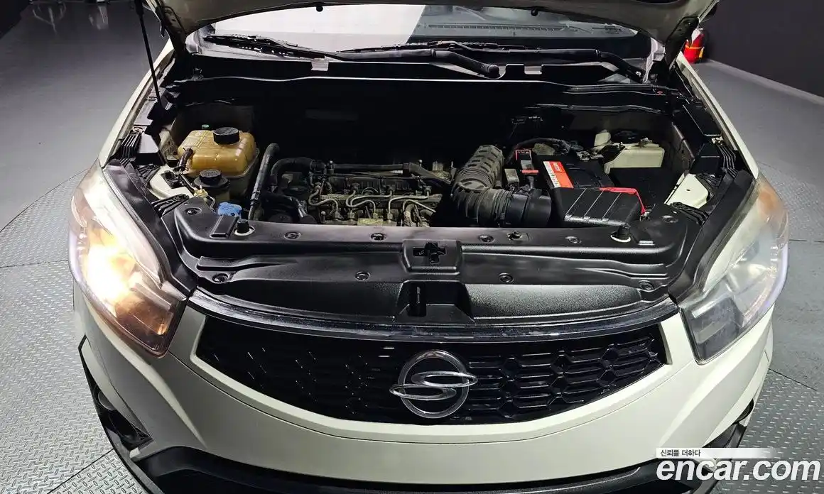 SsangYong Korando 2014 2.0 Автомат в Москве № 28906, фото 17