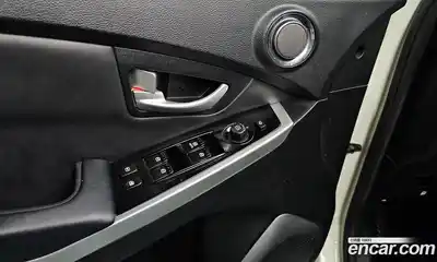 SsangYong Korando 2014 2.0 Автомат в Москве № 28906, миниатюра 4