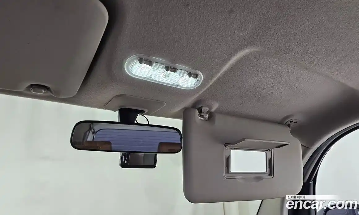 Nissan Cube 2012 1.8 Автомат в Москве № 290077, фото 16