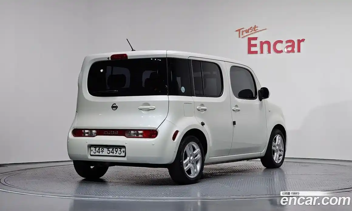 Nissan Cube 2012 1.8 Автомат в Москве № 290077, фото 9