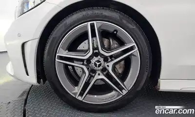 Mercedes-Benz C-Class, 2022