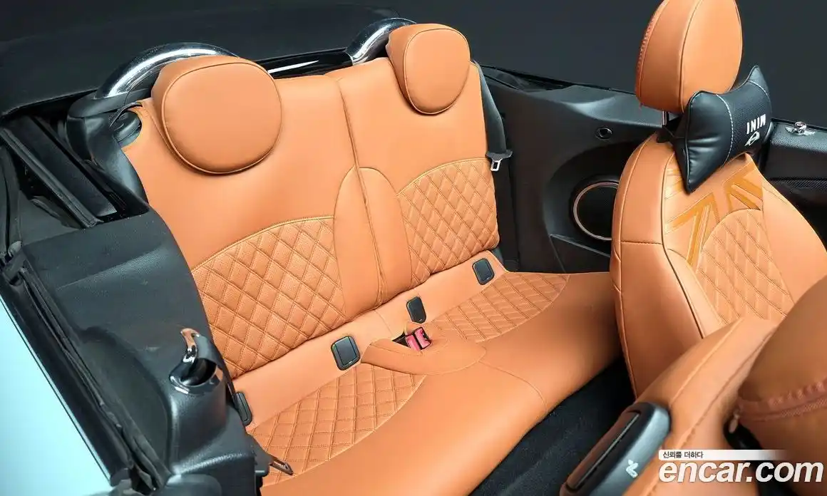 Mini Cooper Convertible 2012 1.6 Автомат в Москве № 300025, фото 12