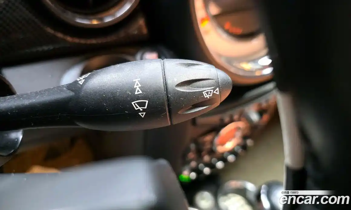 Mini Cooper Convertible 2012 1.6 Автомат в Москве № 300025, фото 17