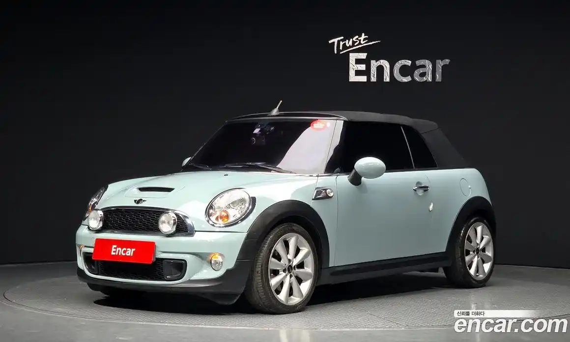 Mini Cooper Convertible 2012 1.6 Автомат в Москве № 300025, фото 19