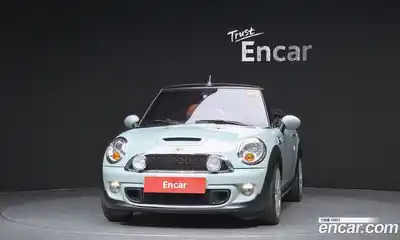 Mini Cooper Convertible 2012 1.6 Автомат в Москве № 300025, миниатюра 3