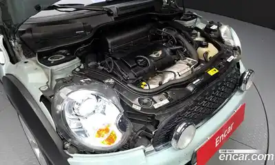 Mini Cooper Convertible 2012 1.6 Автомат в Москве № 300025, миниатюра 6