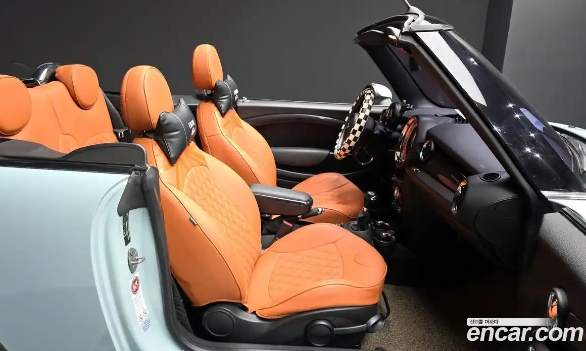 Mini Cooper Convertible 2012 1.6 Автомат в Москве № 300025, фото 10