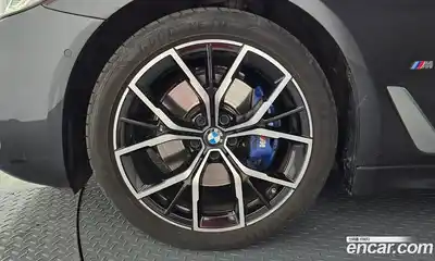 BMW 5-Series 2023 2.0 Автомат в Москве № 304240, миниатюра 2