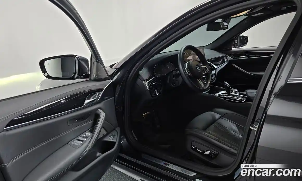 BMW 5-Series 2023 2.0 Автомат в Москве № 304240, фото 9