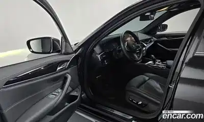 BMW 5-Series 2023 2.0 Автомат в Москве № 304240, миниатюра 9